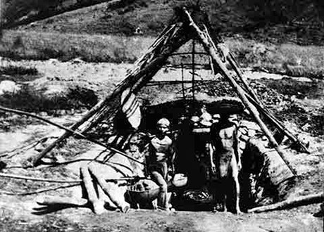 công nhân khai mỏ thời Pháp